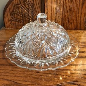 Vintage round butter dish